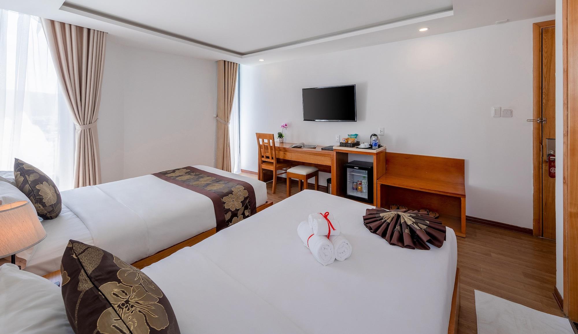 Merry Land Hotel Da Nang Bagian luar foto